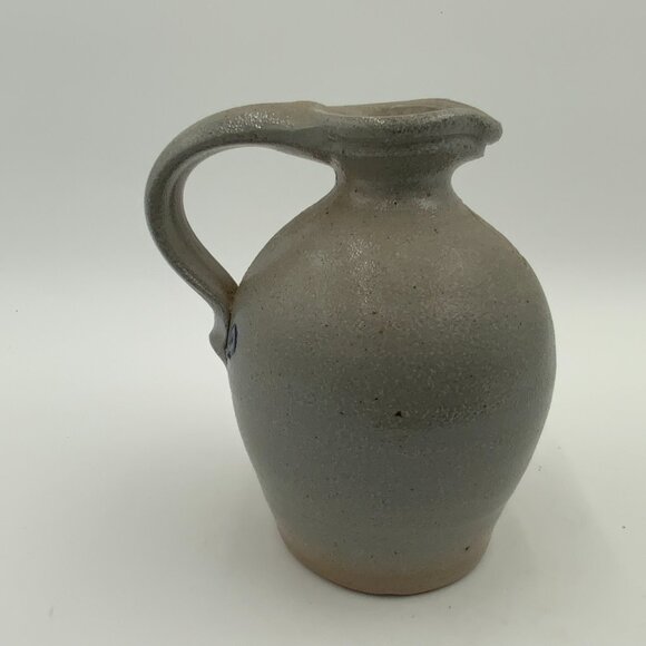 Rowe Pottery Works Salt Glazed Stoneware Jug With Cobalt Blue Pine Cones - Picture 4 of 6